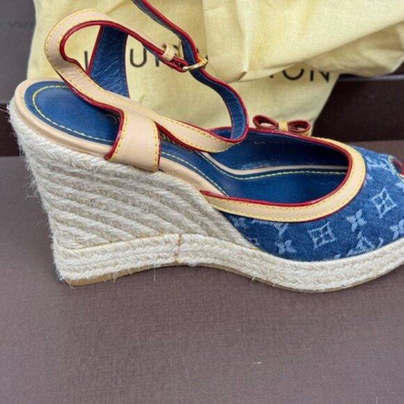 Louis Vuitton Monogram Denim Bow Espadrille Wedges - Picture 5 of 6